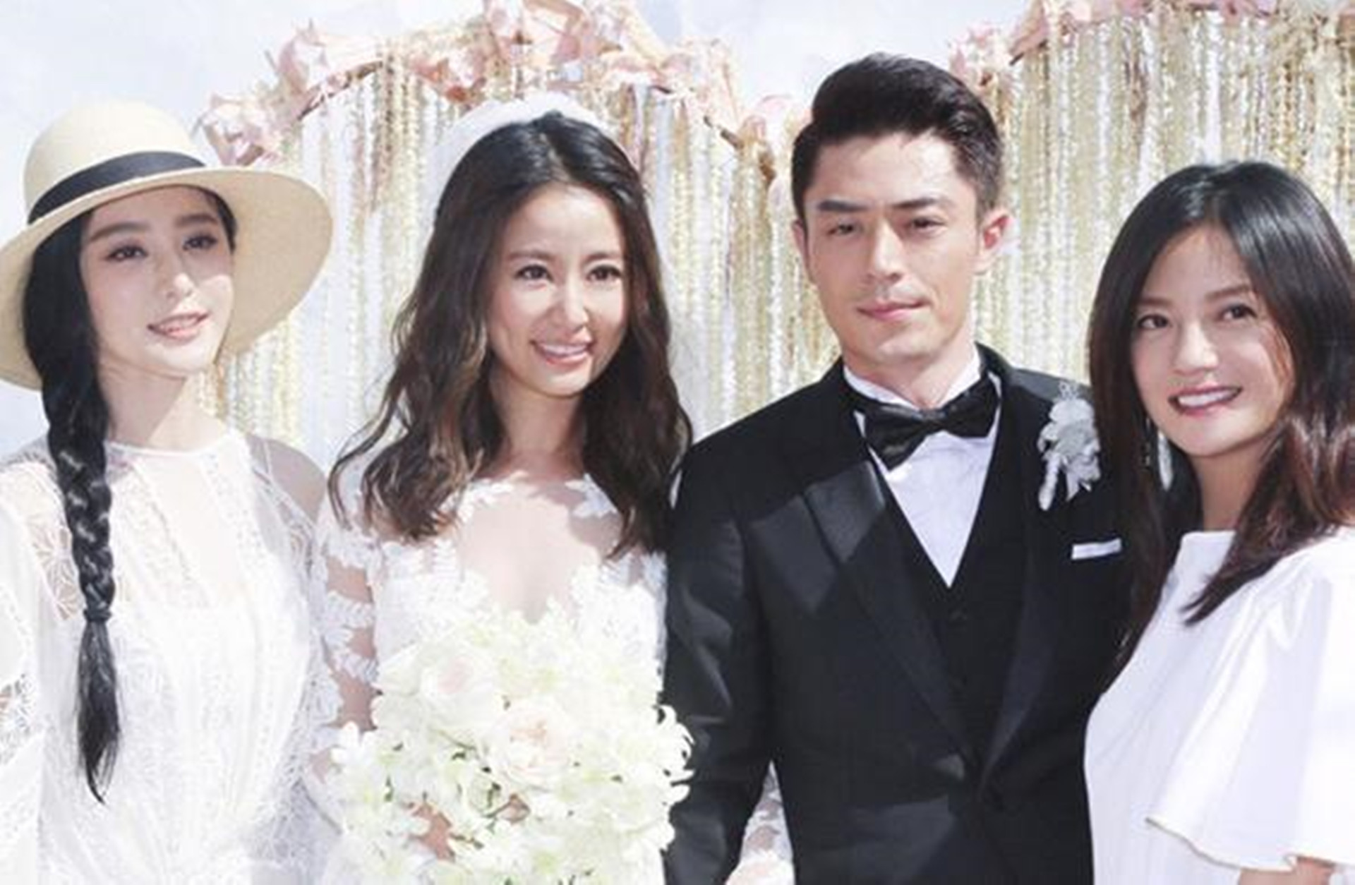 林心如早期泳衣照曝光,大玩湿身诱惑尽显好身材,网友:太劲爆!