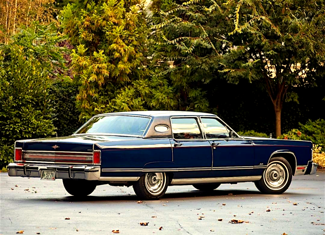 1979年林肯continental(大陆):感受80年代美国黑帮的独特魅力