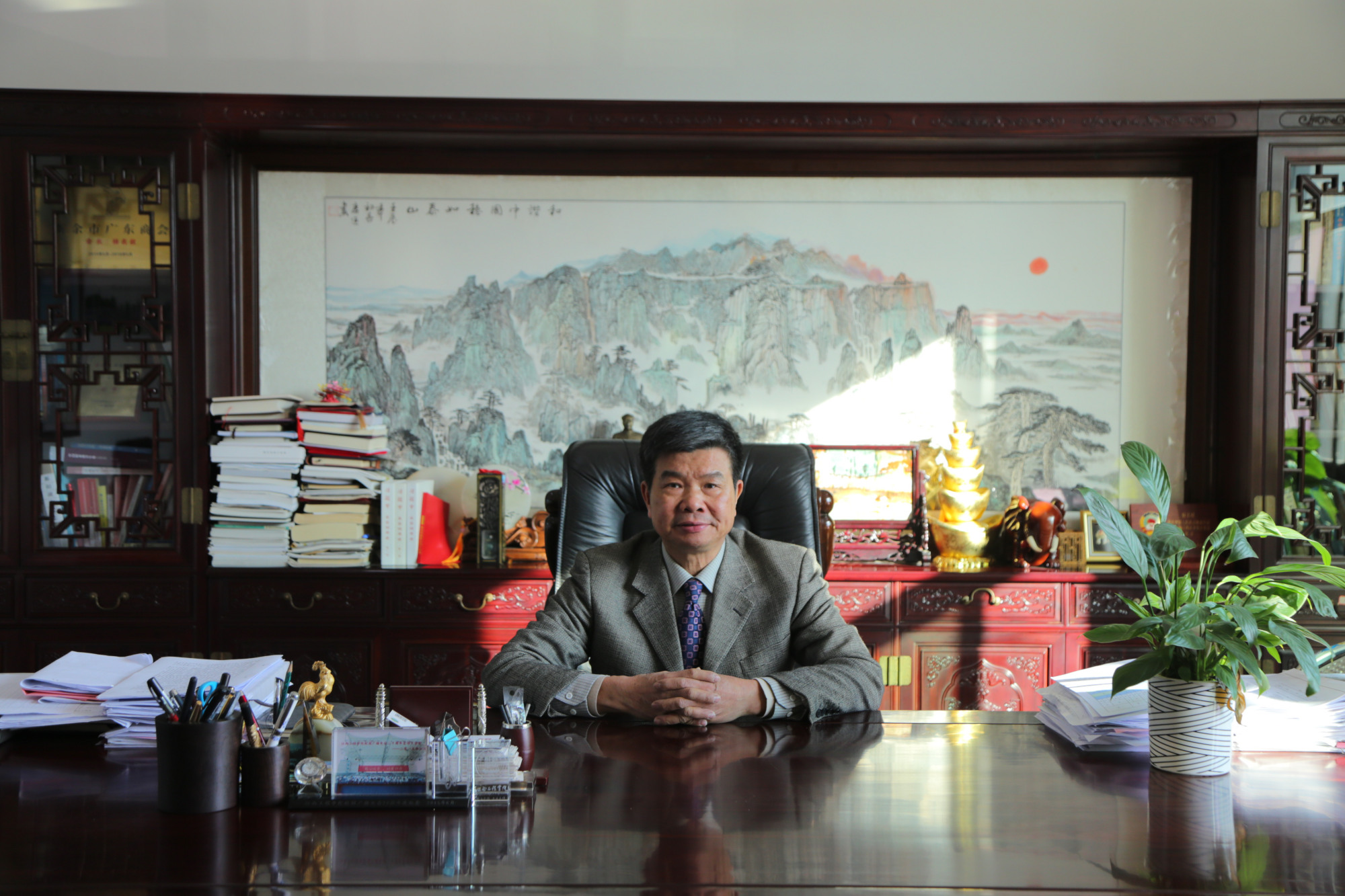 江西工程学院董事长杨名权发表二〇二一年新年贺词