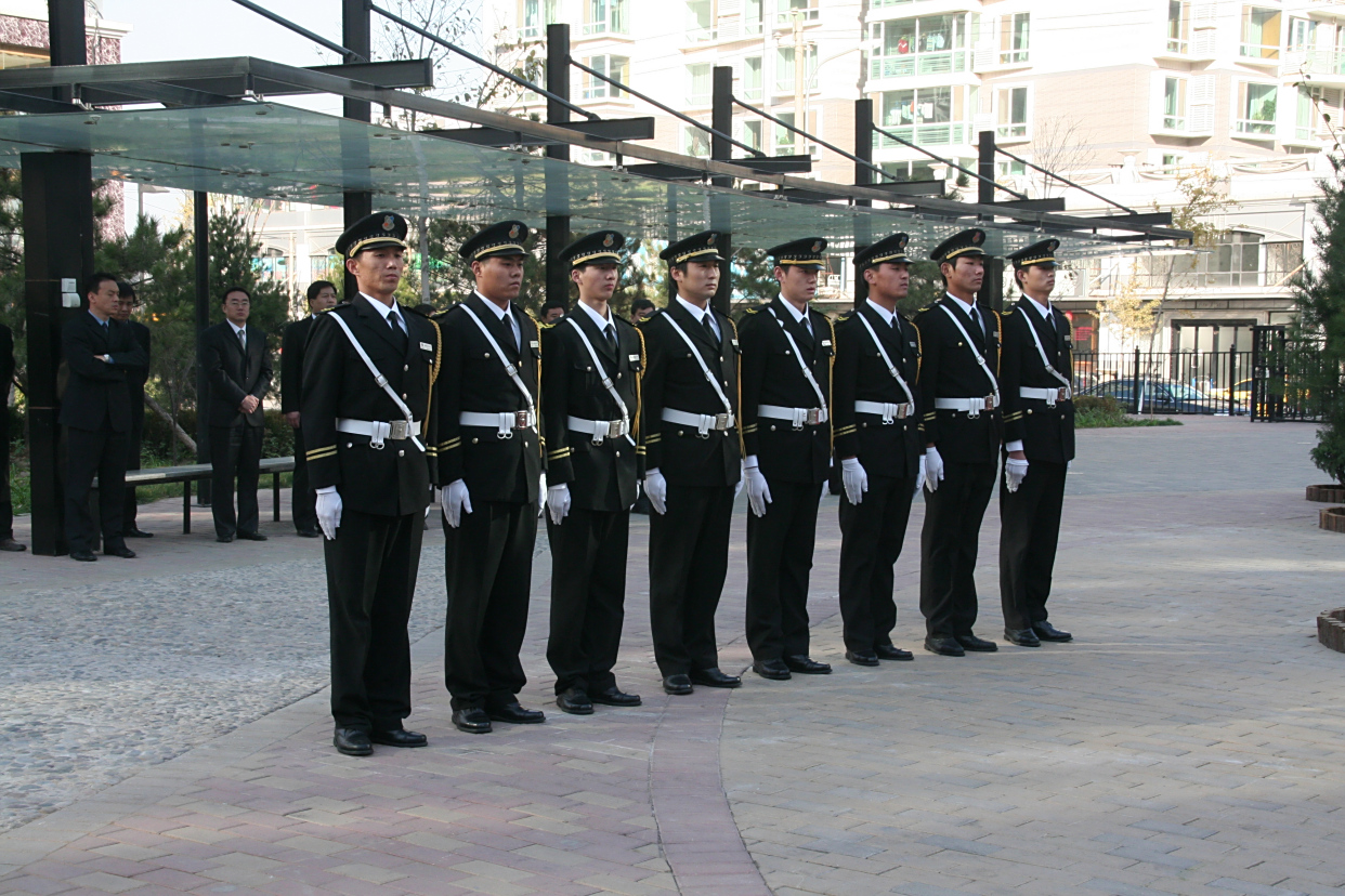 物业公司保安在哪找-30年安保服务供应商