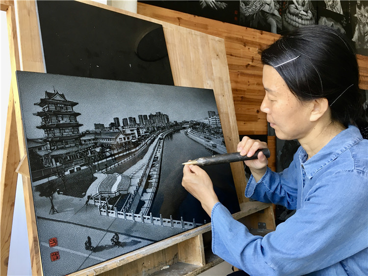 2022年河北大工匠年度人物⑦丨方士英:在石头上绣花的奇女子