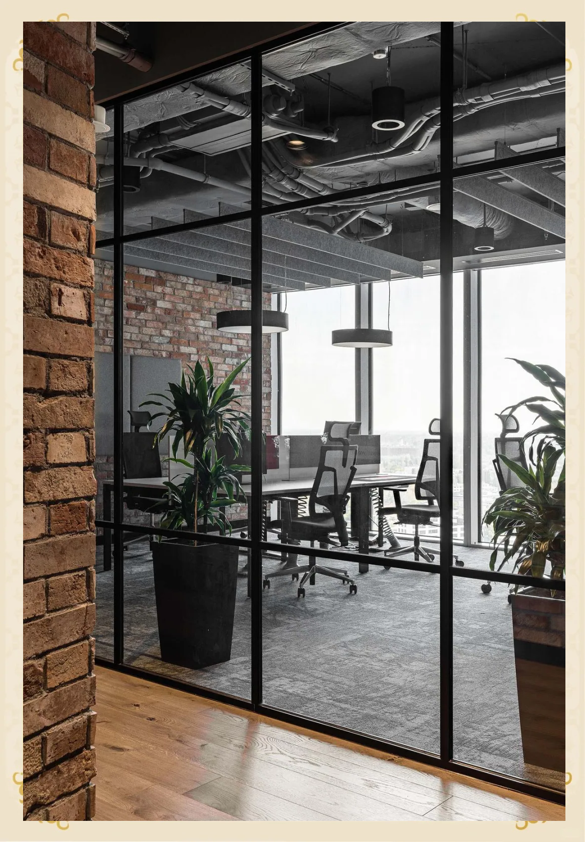 探索loft风办公空间:艺术与工作的完美交融