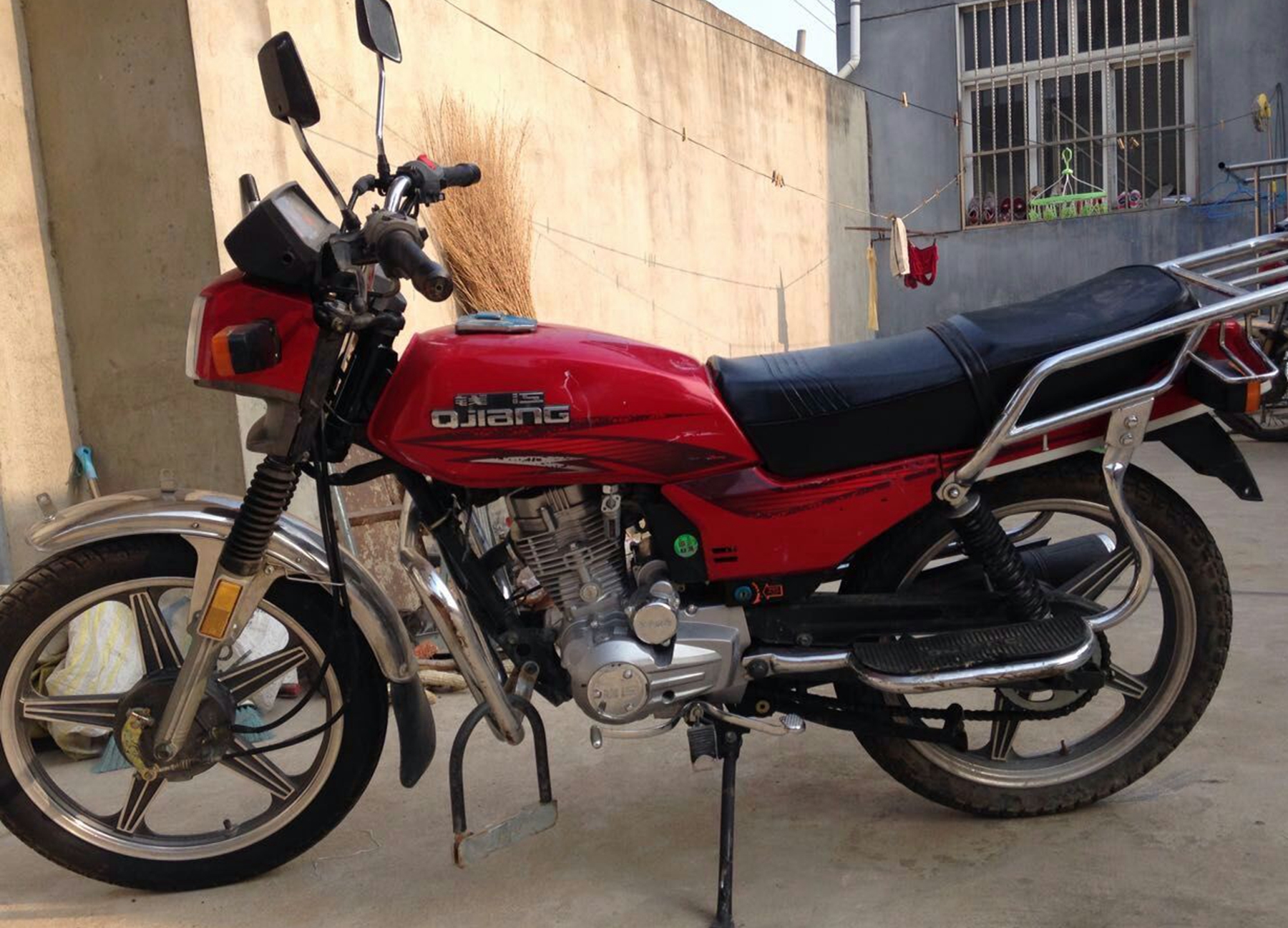 国三摩托车还能过户吗?摩托车需要什么时候年检一次?