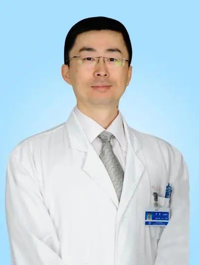 上海交通大学医学院附属胸科医院胸外科副主任医师,医学博士