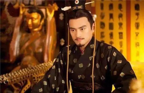 刘秀近乎完美,为何在历史中存在感却不高?男一号主角实力太强