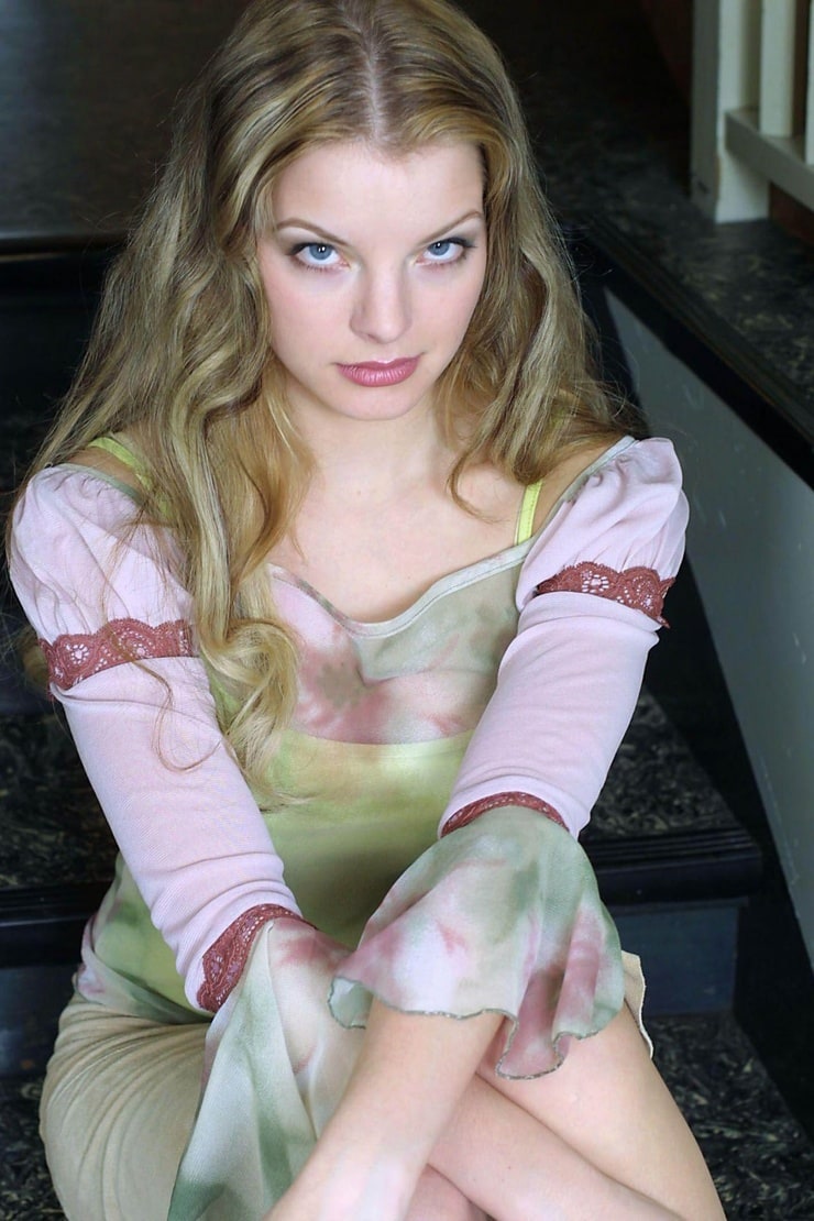 她曾有德国第一美女的赞誉,同场比拼颜值的都是诸如"意姐"莫妮卡,"法