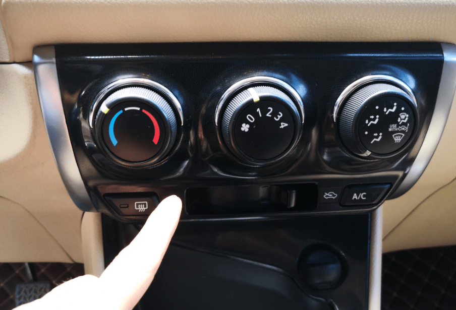 致炫的空调是恒定功率的?不能手动调节强弱吗?