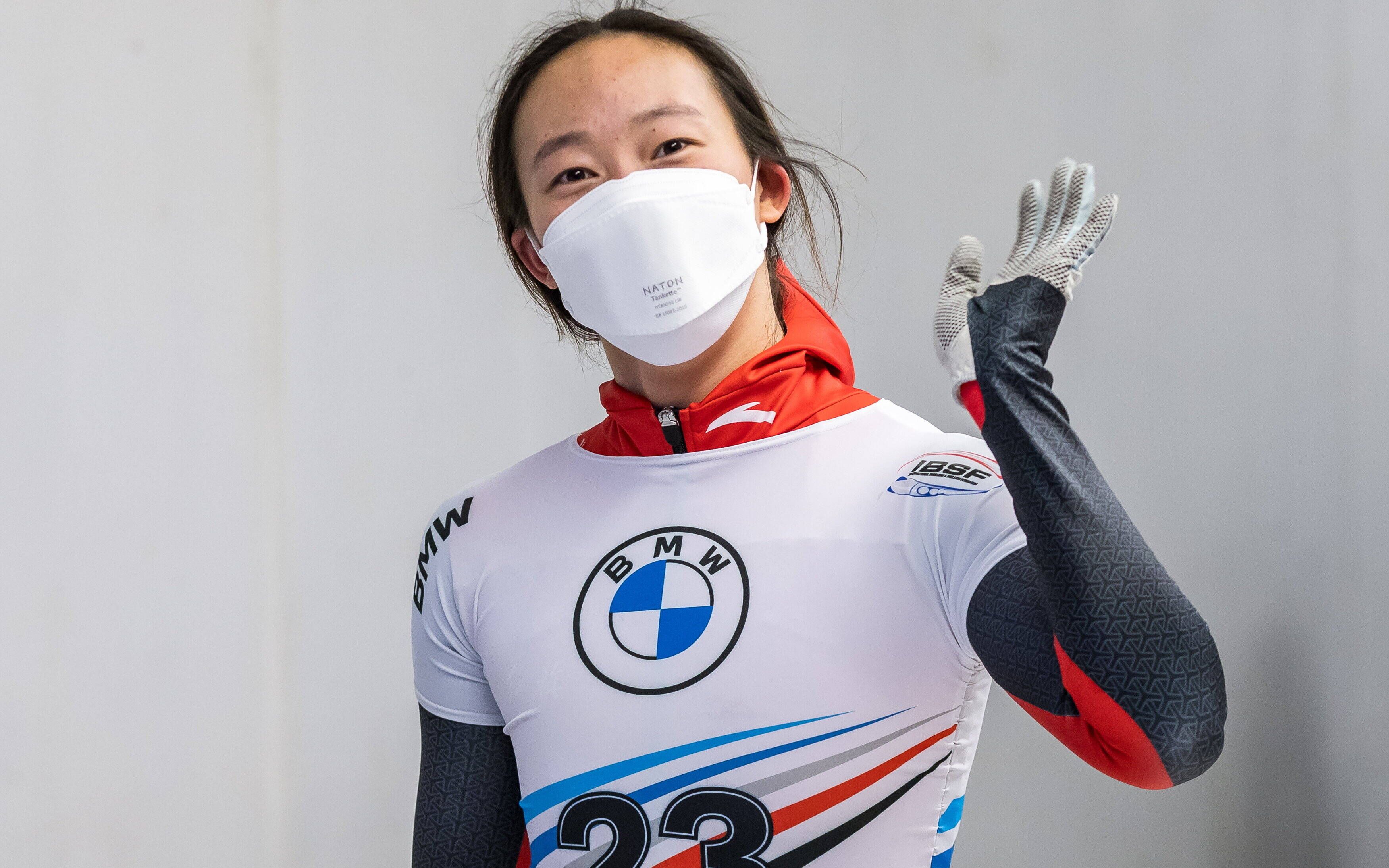 女子钢架雪车11日开赛,中国代表团旗手赵丹迎首秀