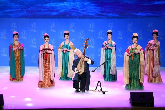 全国政协委员邱运华:充分发扬民间文艺,建设好中华民族现代文明