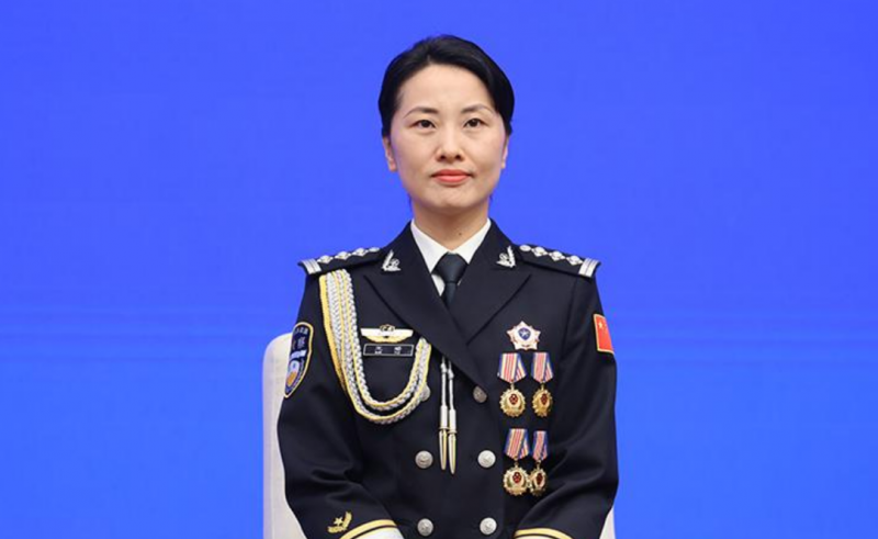 女警王璠分享了一个特殊的“办不成事”窗口