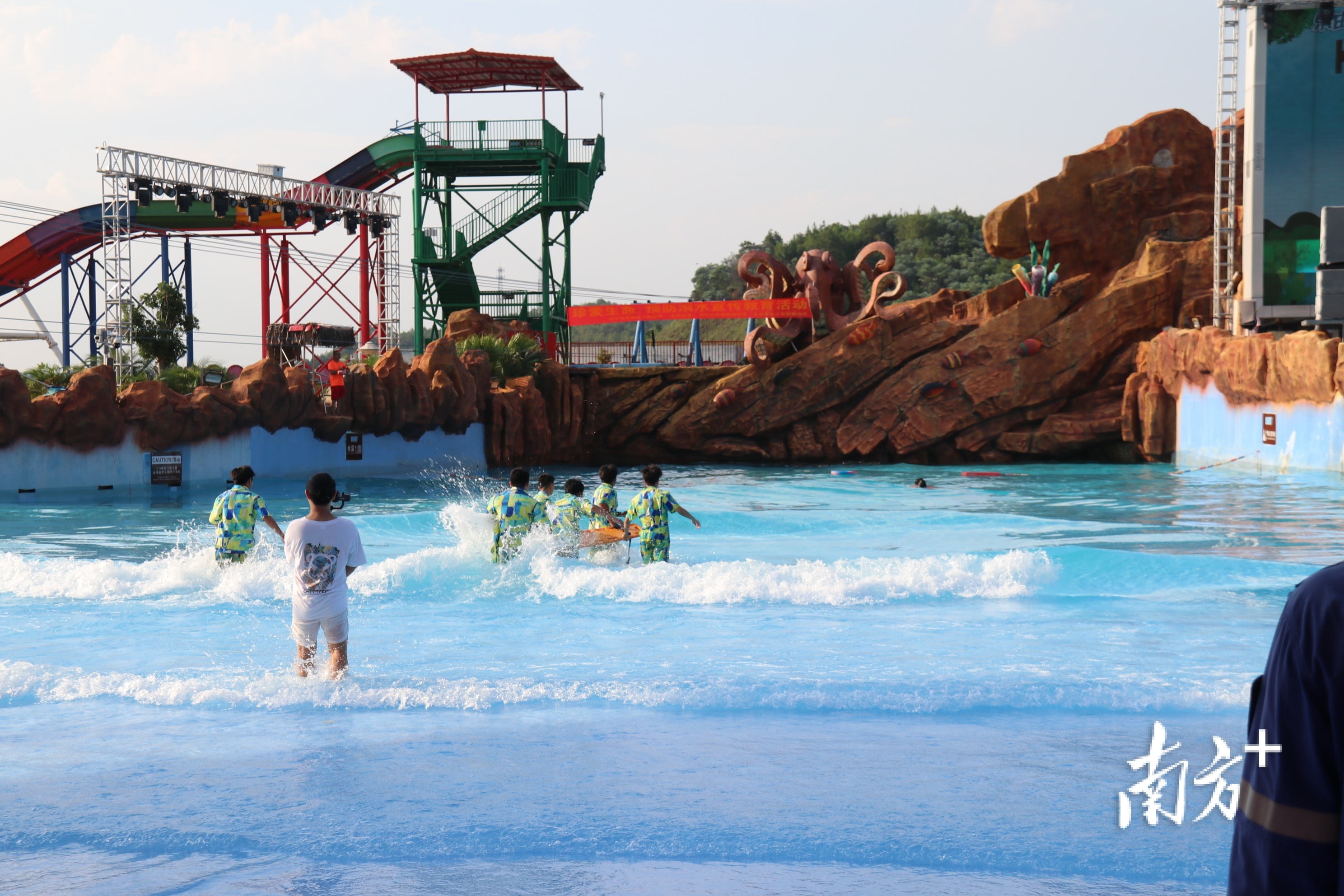 兴宁市永和镇:专题讲座 实操演练,预防学生溺水正当时