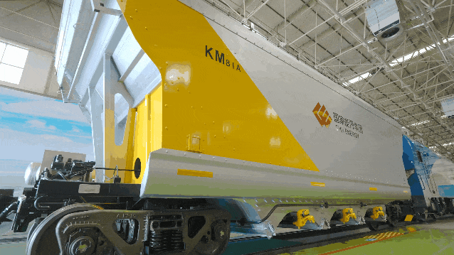 国家能源集团首批"国能号"煤炭漏斗车落成交付