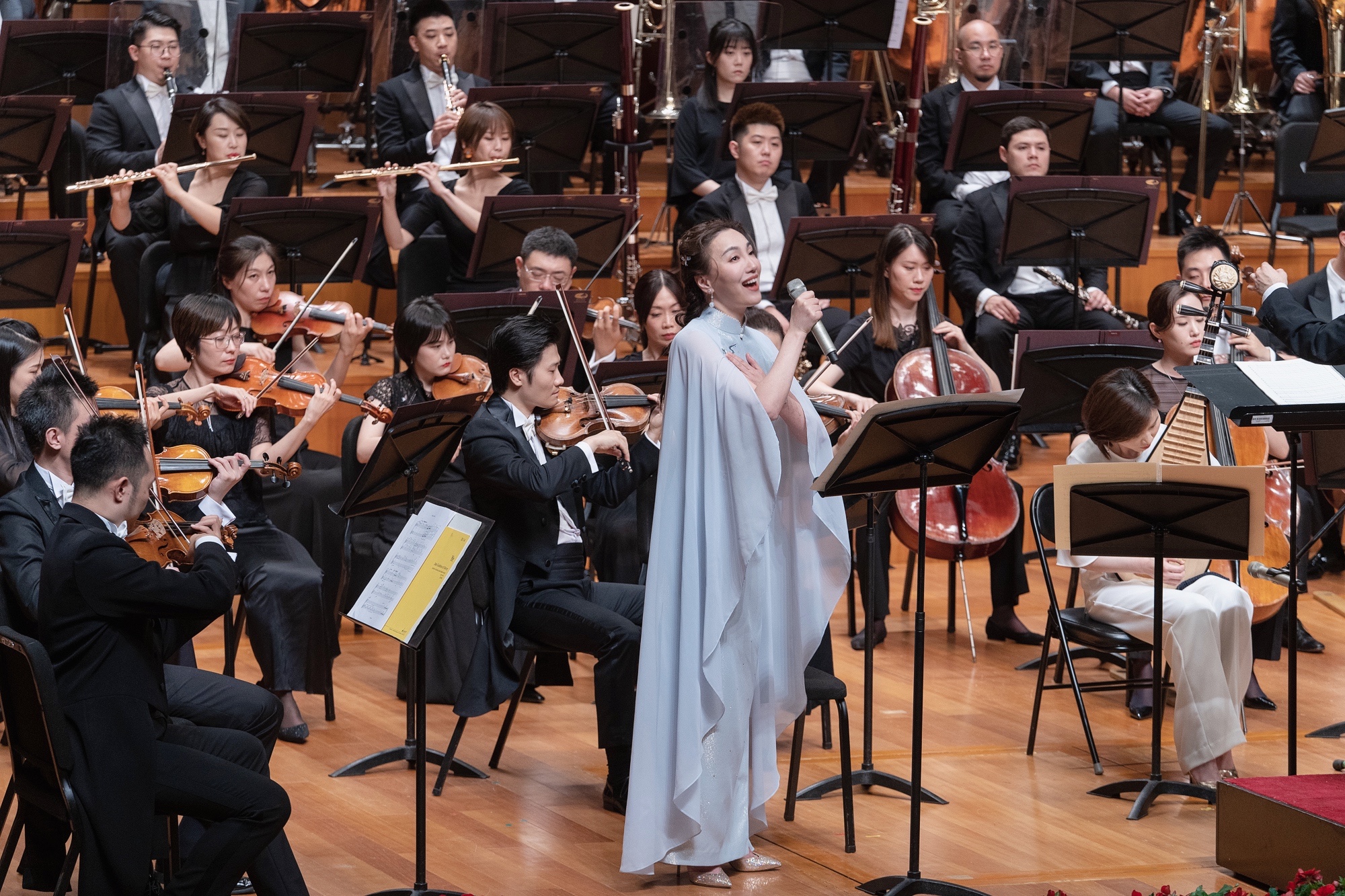 德艺双馨风采录|陈小朵:莲灯住心伴我行