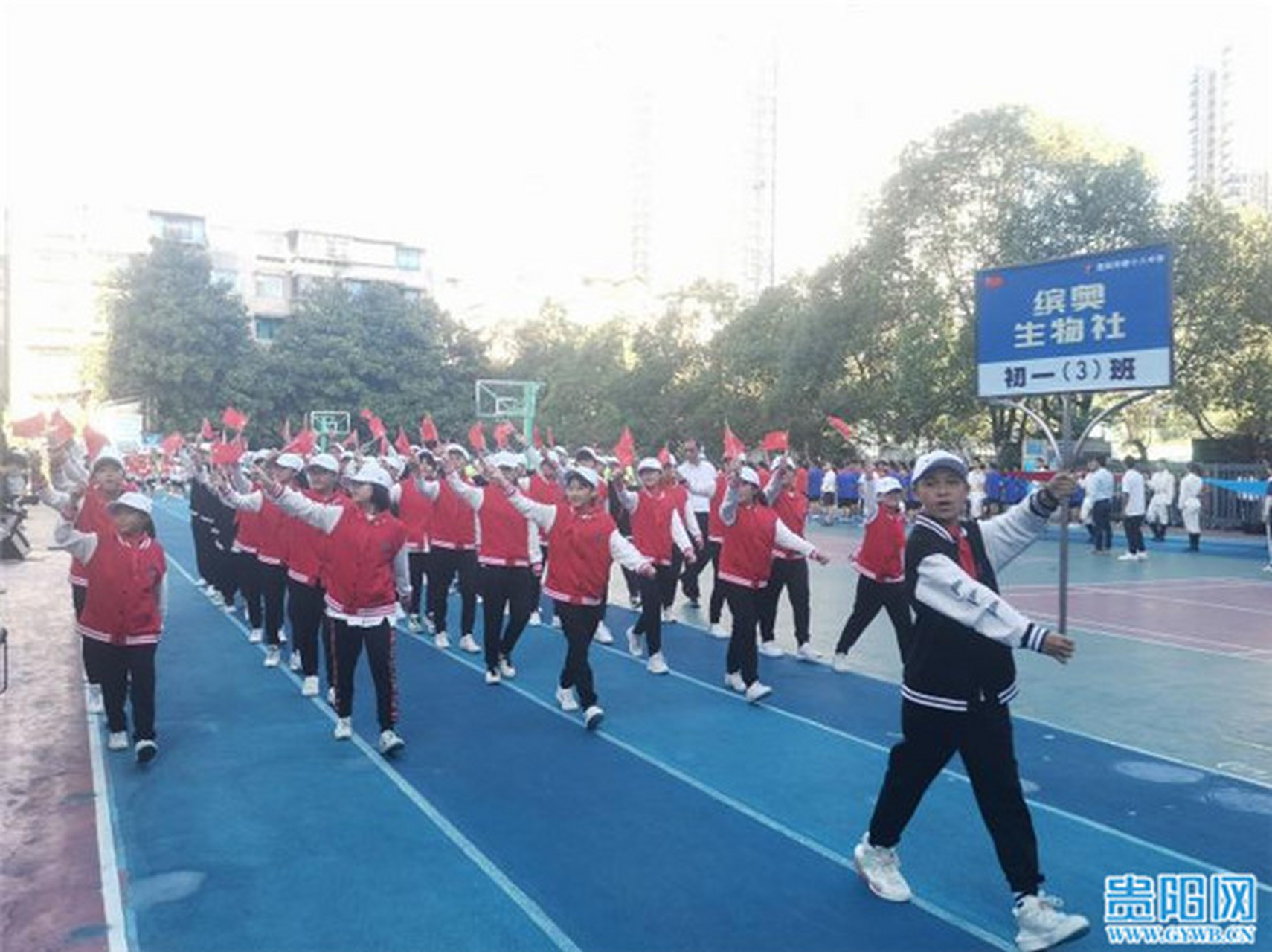 贵阳十八中将整体搬迁重建#】9月29日,贵阳市第十八中学迎来了第42届
