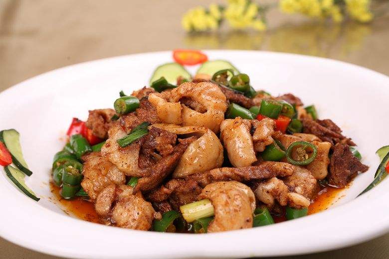 邵阳过年菜—肥肠拆骨肉,爆香可口,是游子舌尖上的故乡