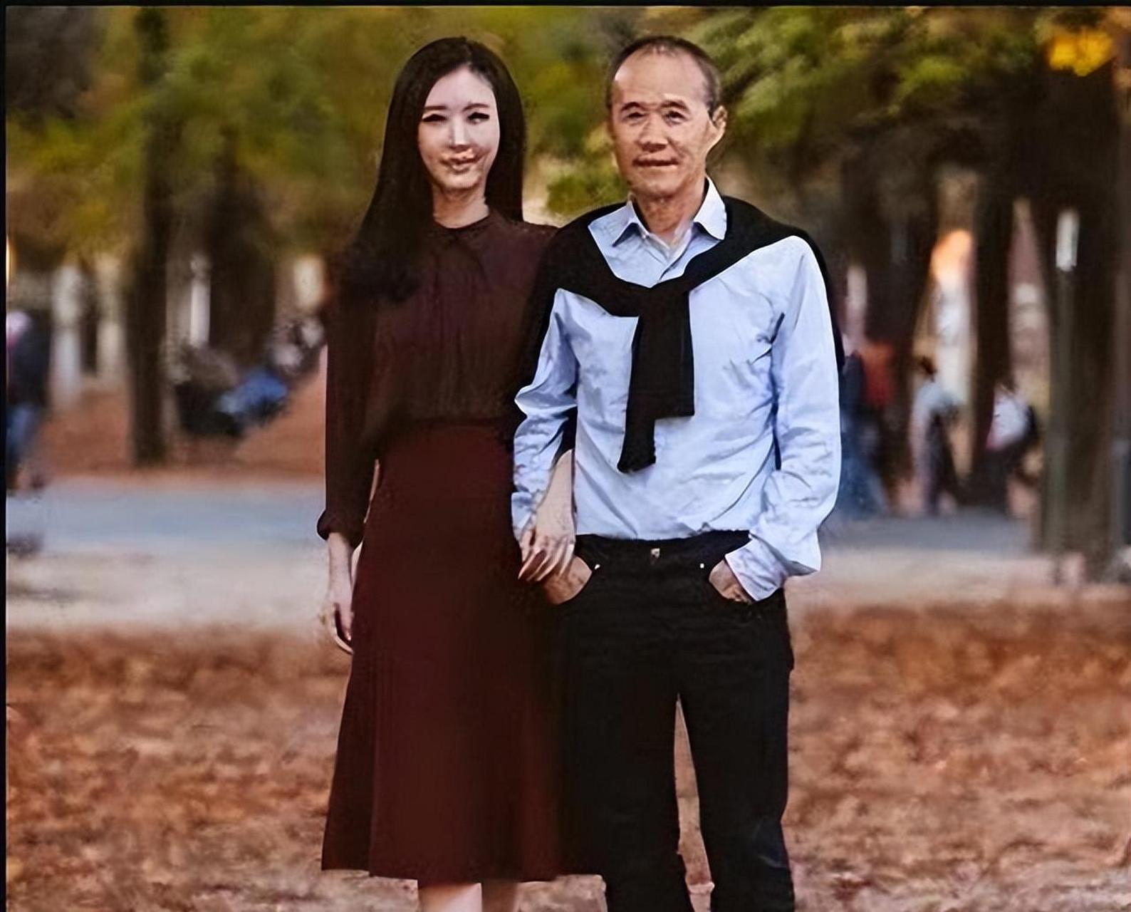 近日,名人夫妻王石和田朴珺的疑似离婚的消息引起了广泛关注,原因是