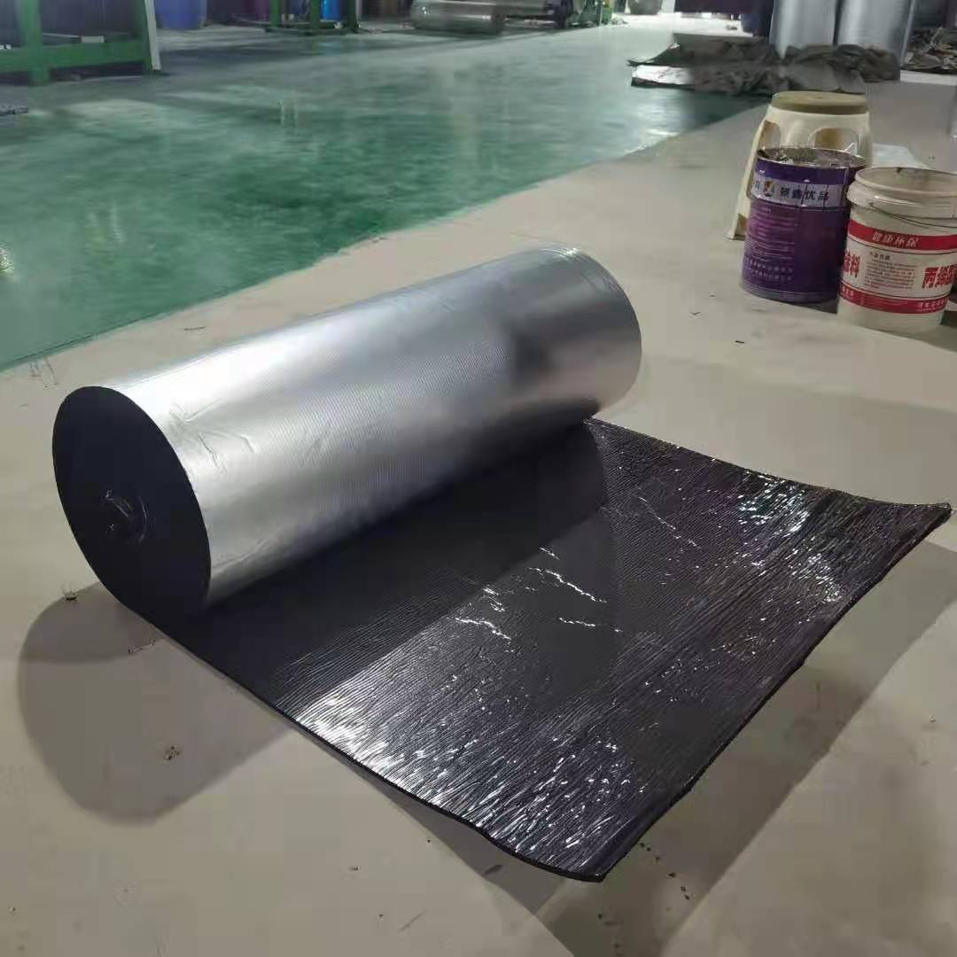 阻燃隔热橡塑保温板 不干胶黑色防火板 自粘保温棉板