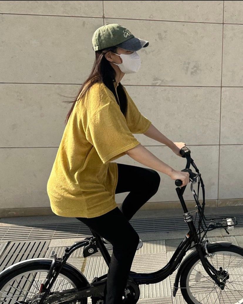 申敏儿金宇彬互po密游巴黎甜蜜视角!韩网惊叹:越来越有夫妻相!