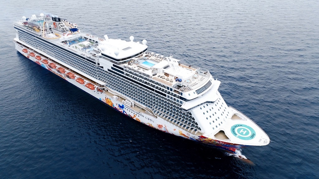 新加坡免签掀起东南亚邮轮旅行热 "云顶梦号"迎来中国旅客热捧