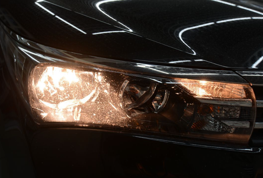 原车灯卤素灯带透镜,可以改成led灯吗?有安全隐患吗?