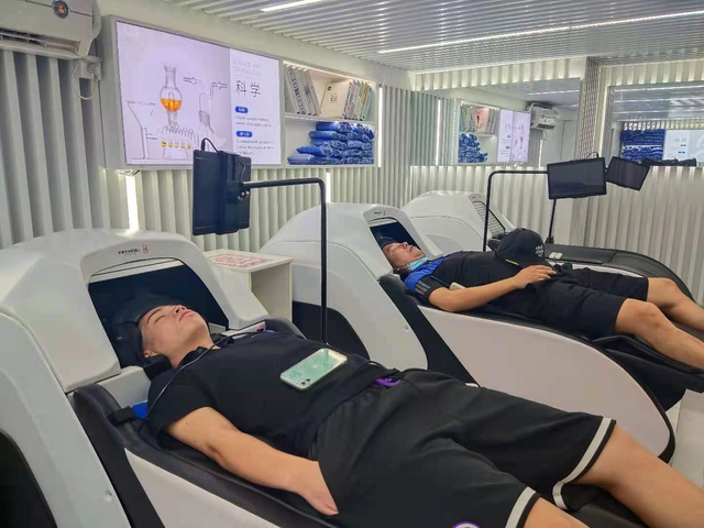 "懒人救星"——智能洗头机器人