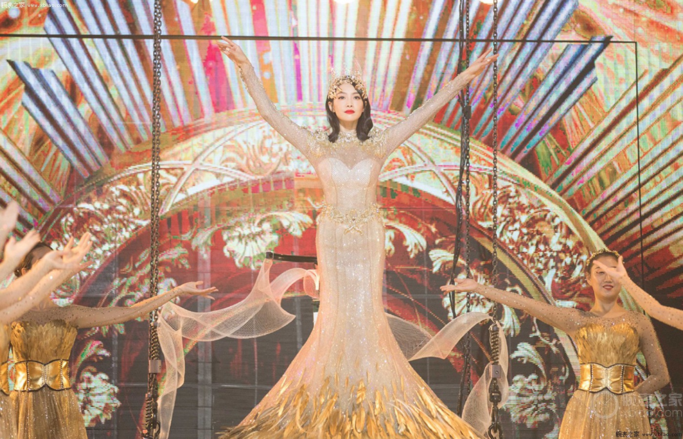 宋茜:作为第30届中国电视金鹰奖金鹰女神的我真的很爱表