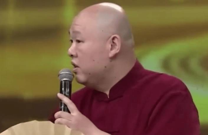 王玥波说老婆是李菁粉丝,杯子上都有李菁照片,认识我就跟我走了