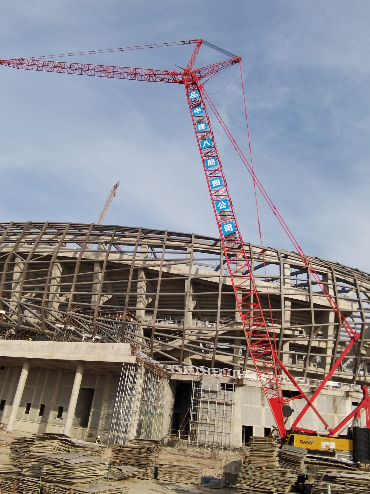 250吨履带吊简介