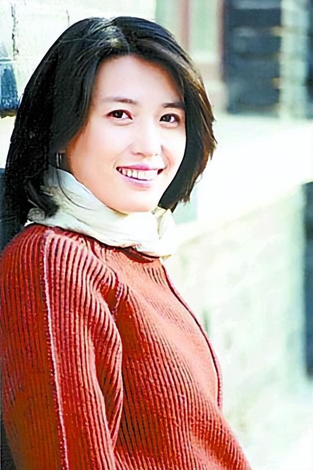 主持人陈晓楠:离开央视"铁饭碗"投身互联网,只讲小人物的故事