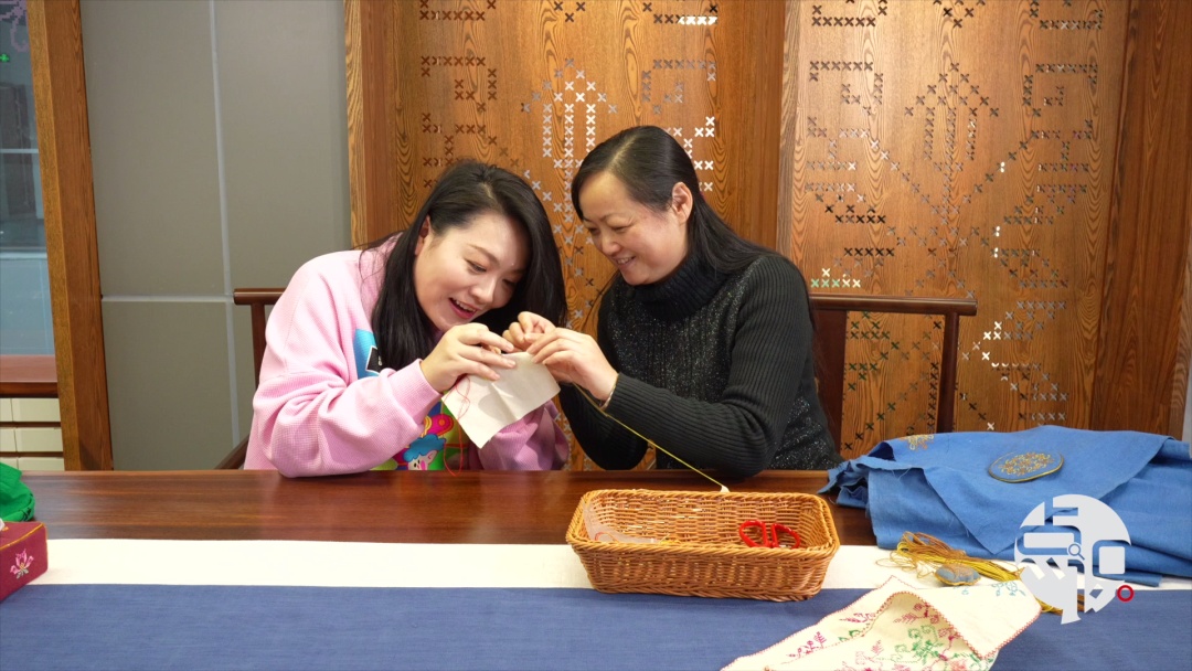 歷經三百餘年的技藝,羅涇十字挑花承載著人們對美好生活的嚮往