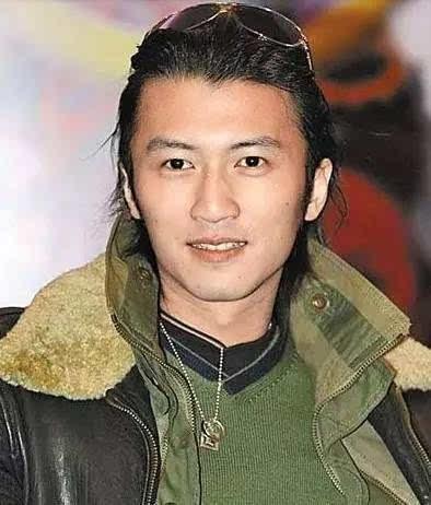 谢霆锋:"星二代"出道为父还债,出生就注定会拥有不平凡的人生