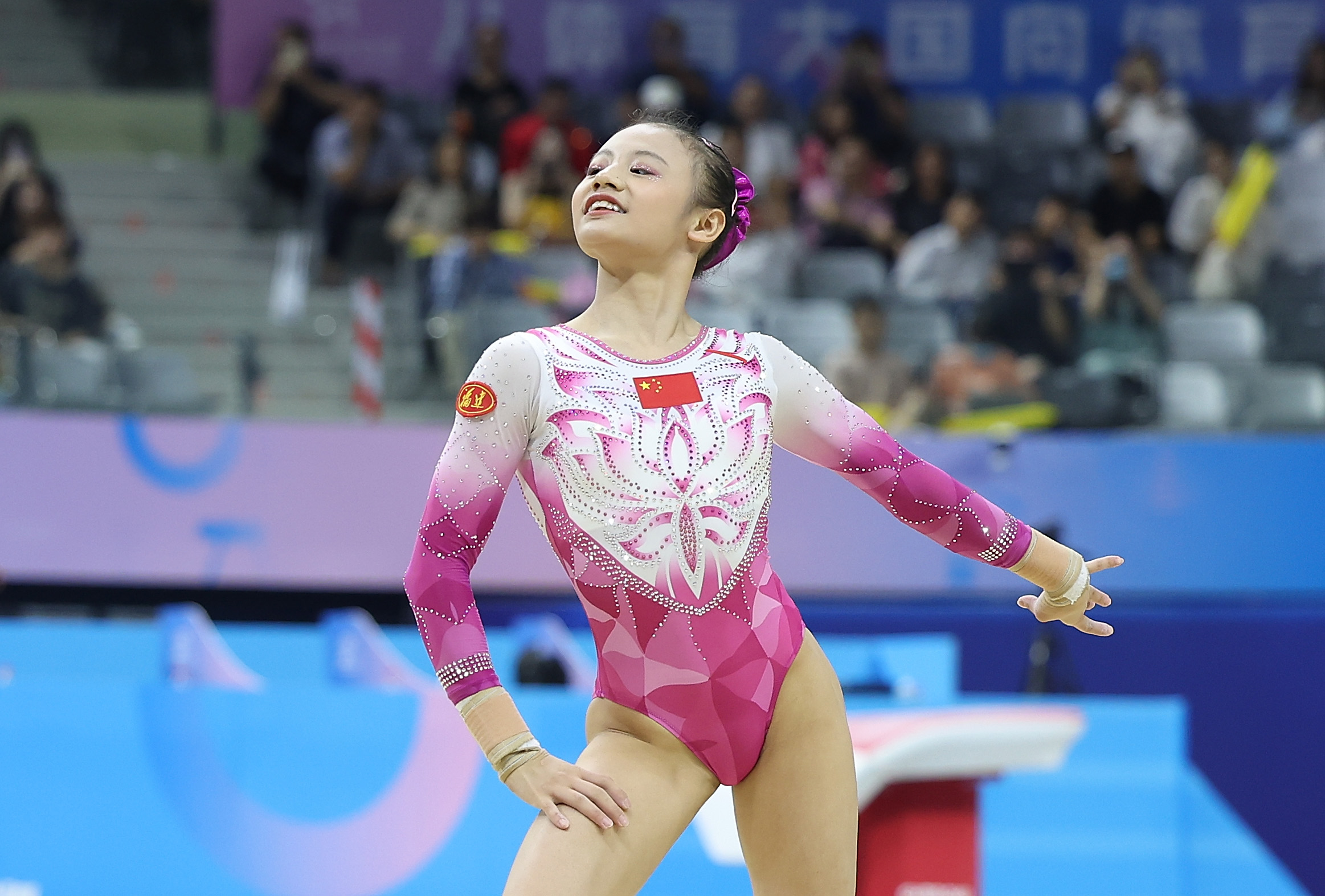 (体育)体操——全国锦标赛:女子自由体操赛况