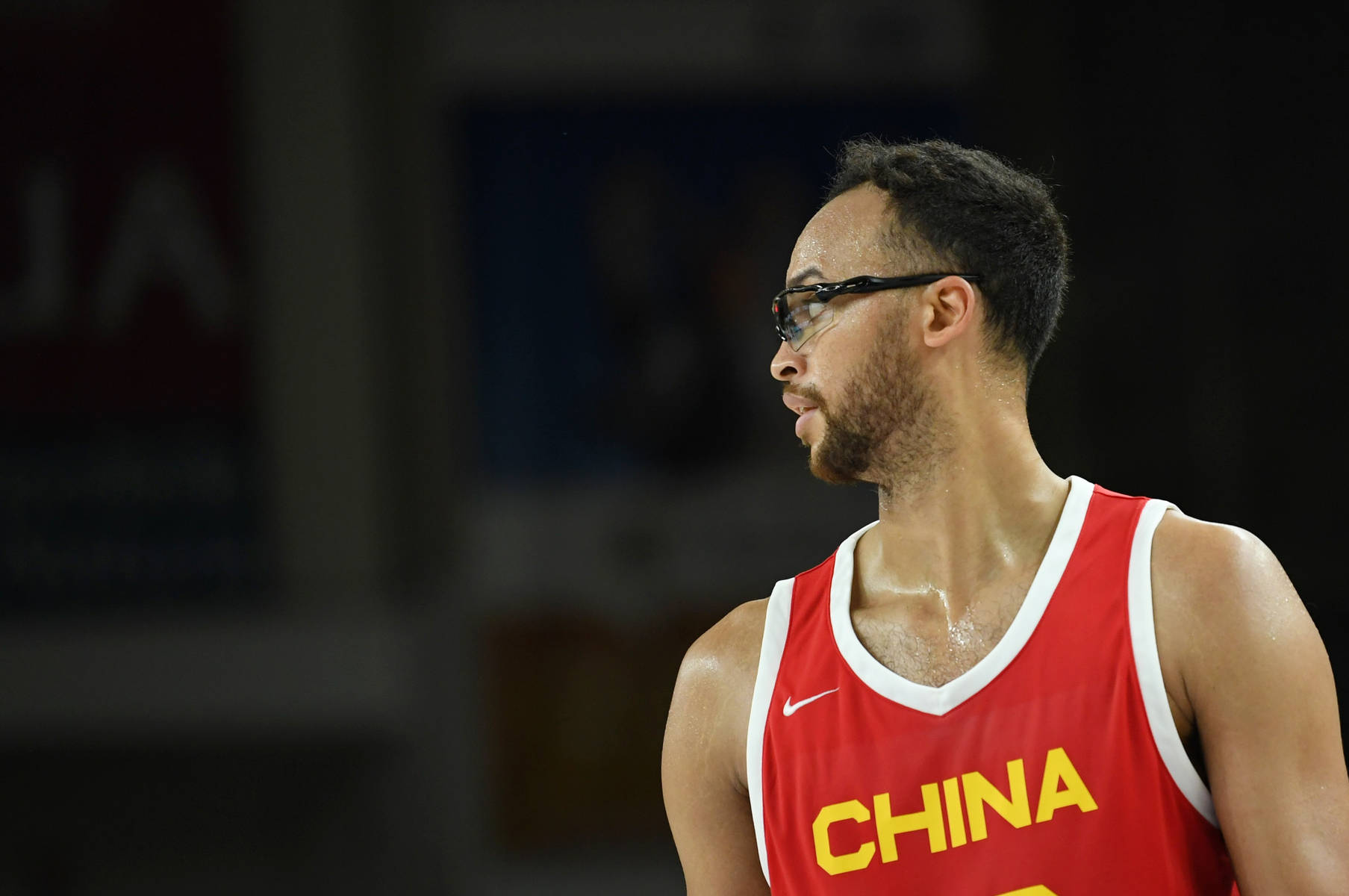 李凯尔决定更换国家队球衣号码,还主动发起投票,郭艾伦莫名躺枪