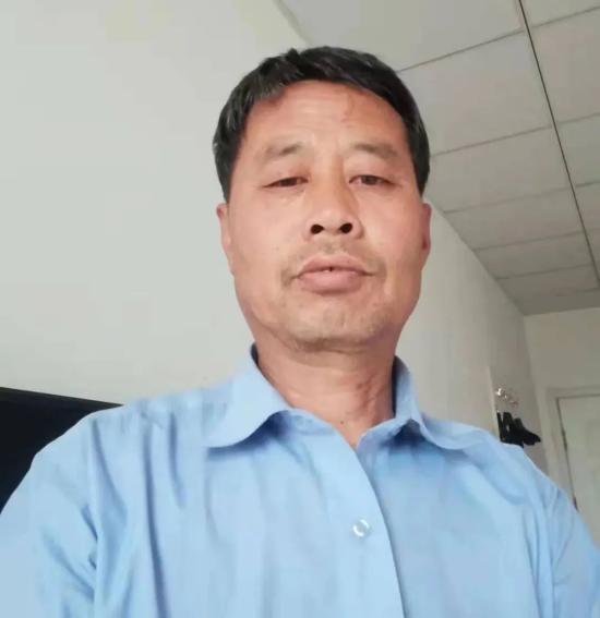 棒!主动报备,自我隔离的返邑人员张金旺:"为自己和他人负责!