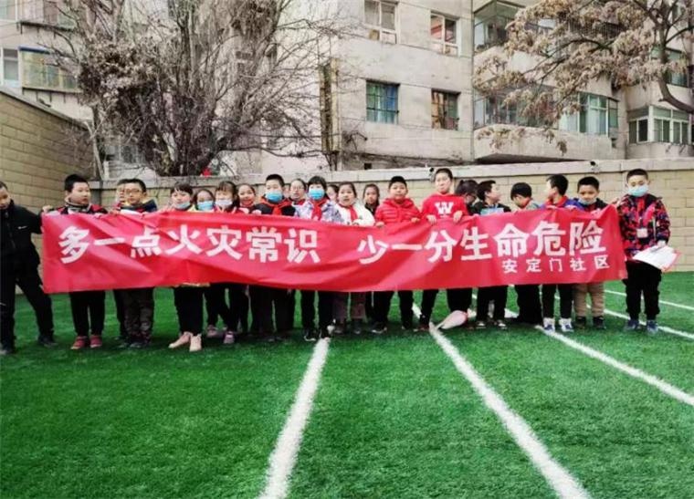 宣传教育活动走进兰州市城关区柏道路小学:垃圾分类我先行 禁毒知识