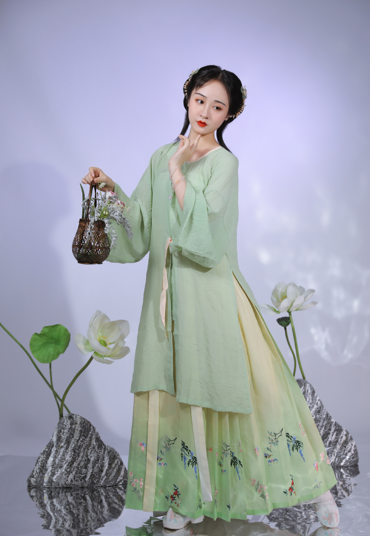 汉服常见的几种颜色,清新自然,减龄俏皮,让人喜欢!