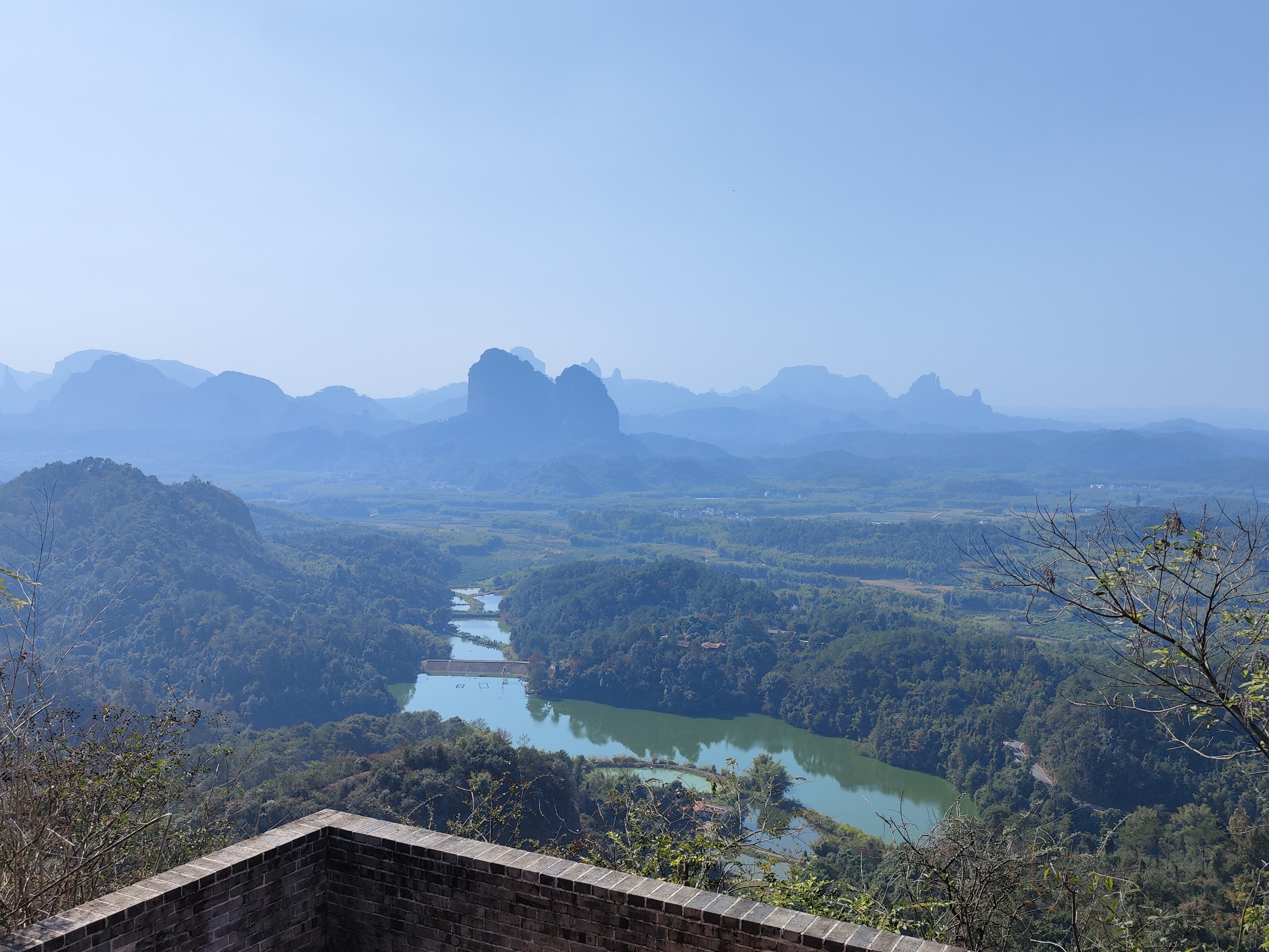 丹霞山阳元石,挑战九九天梯,天然石拱桥上散步