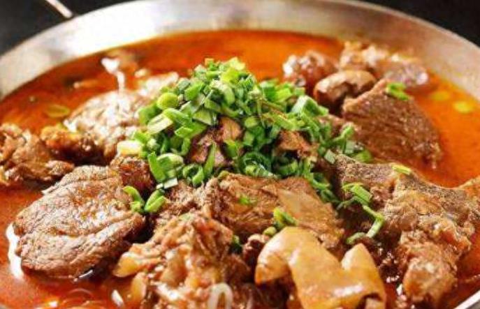 秋冬滋补佳品:什锦羊肉锅
