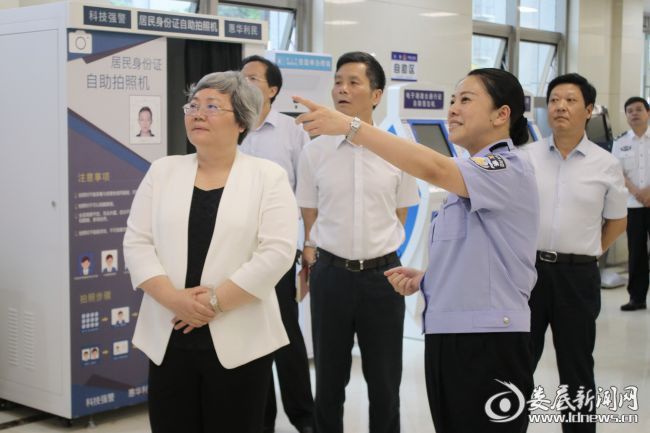 石艳萍到市公安局调研:扎实推进平安建设 全力维护社会稳定