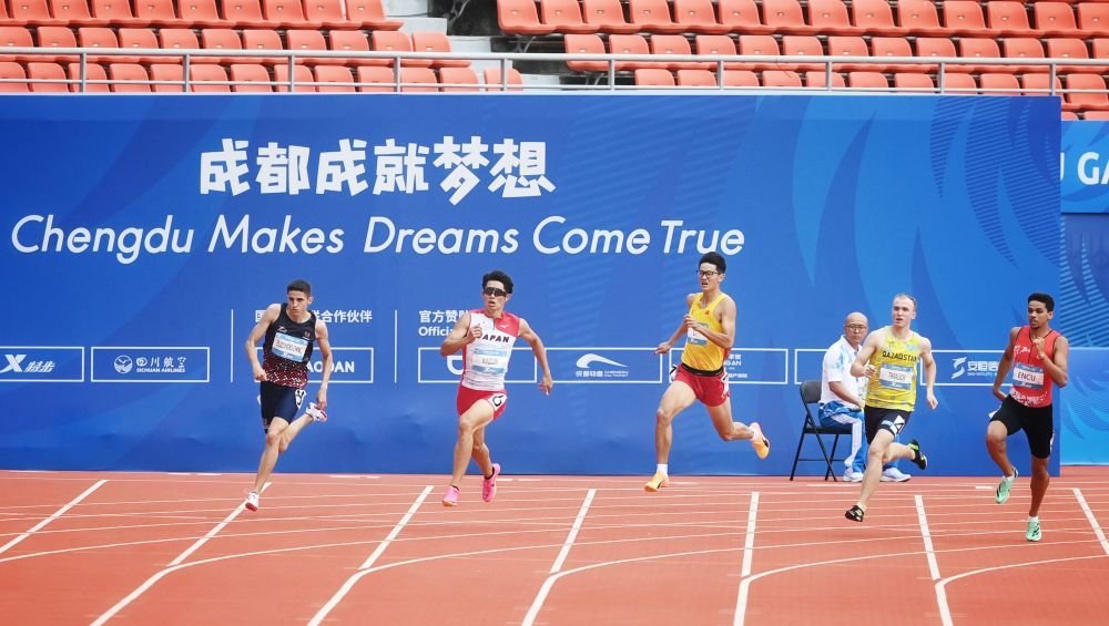 逐梦大运会 青春主场|西南大学李新旺亮相男子400米赛场