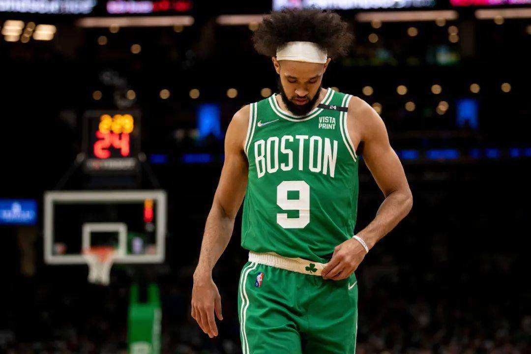 德里克-怀特:新一代球盲鉴定器,效率倒数第一,作用全队第一