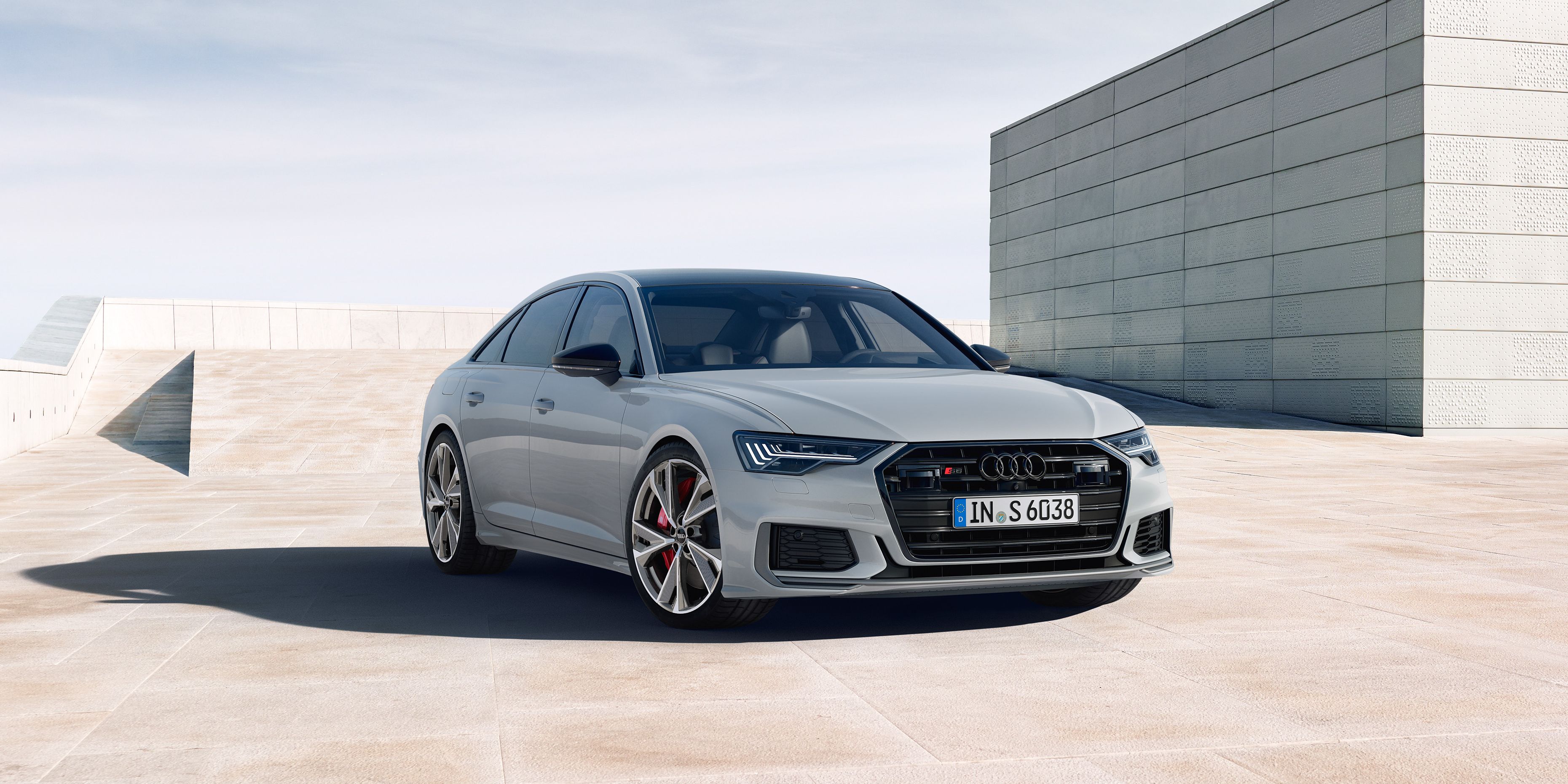 2023奥迪s6!一颗让人振奋的双涡轮v6发动机!