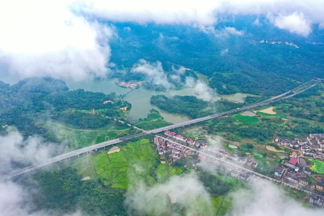 3700公里又一条宝藏级美景大道