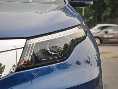 观致5 suv采用什么大灯