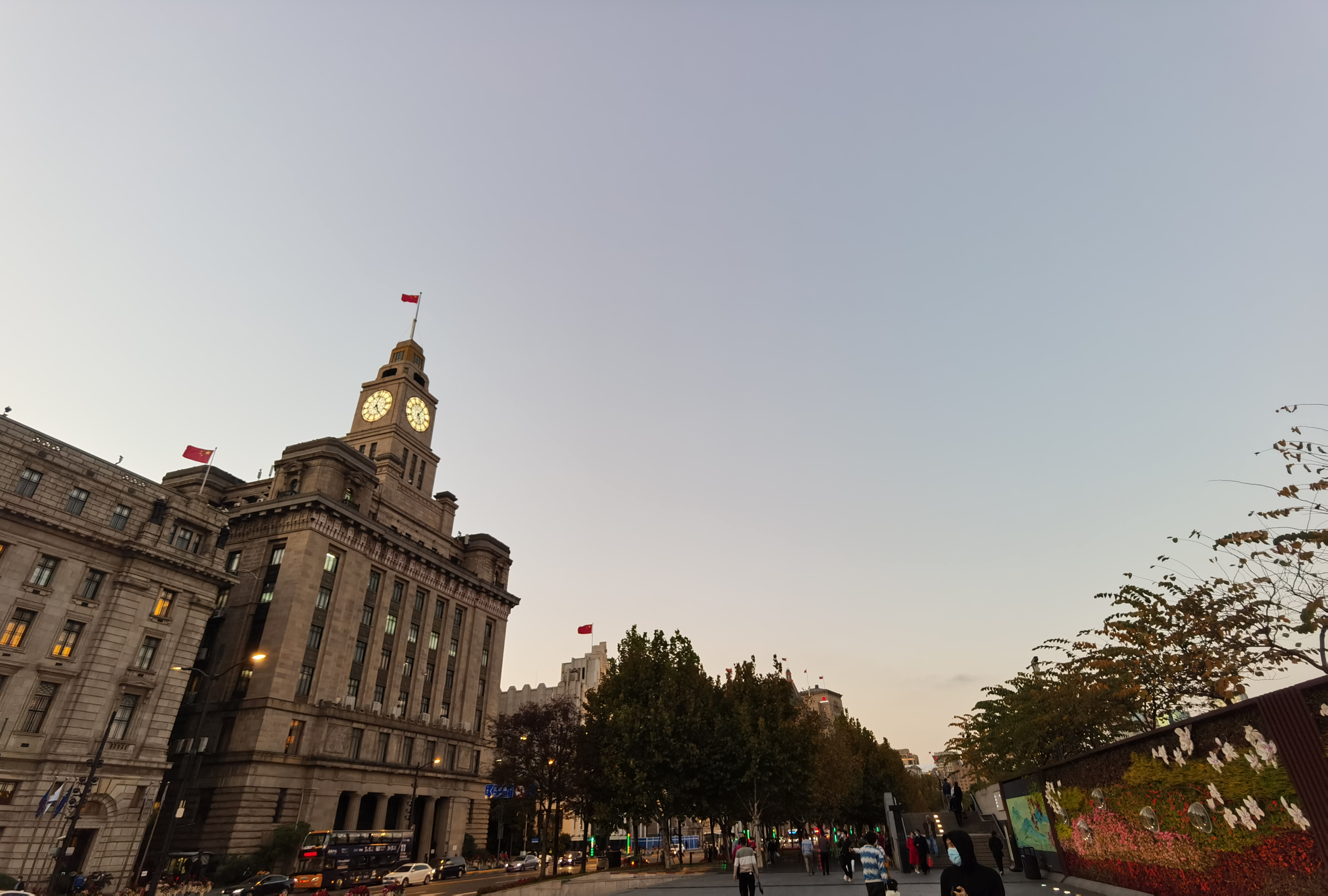 全球咖啡馆第一城:咖啡店6913家数量远超纽约伦敦,相当依赖咖啡