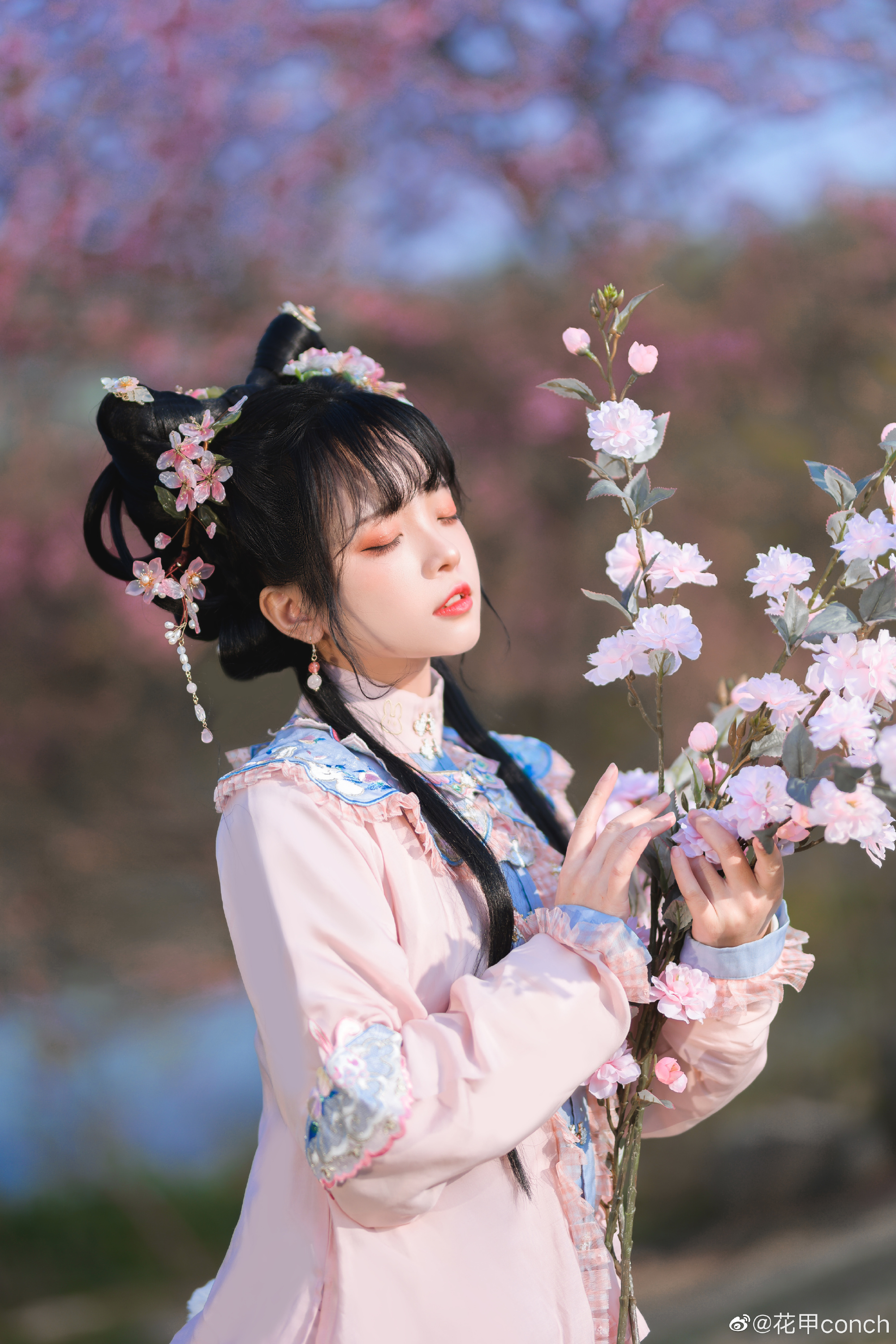 coser花甲conch_桃花汉服少女