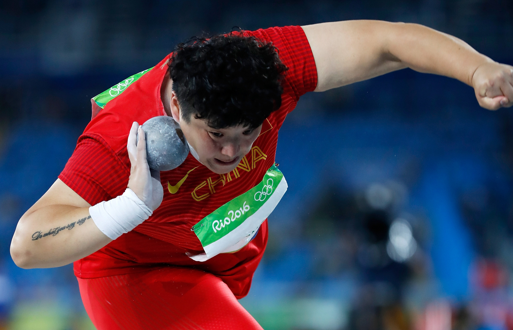 一掷"牵"金创历史 "四朝元老"终圆梦