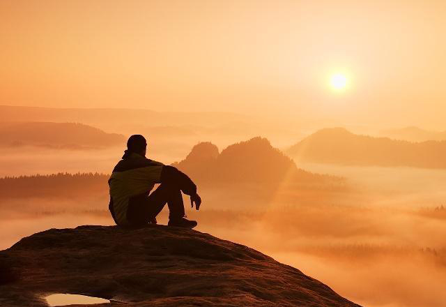 有思想的人到哪儿都孤独