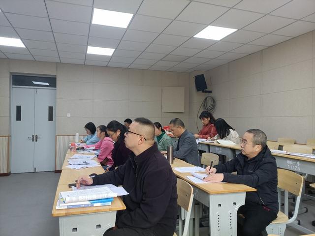 四川省余强名师鼎兴工作室在彭山一中开展2022年送教活动