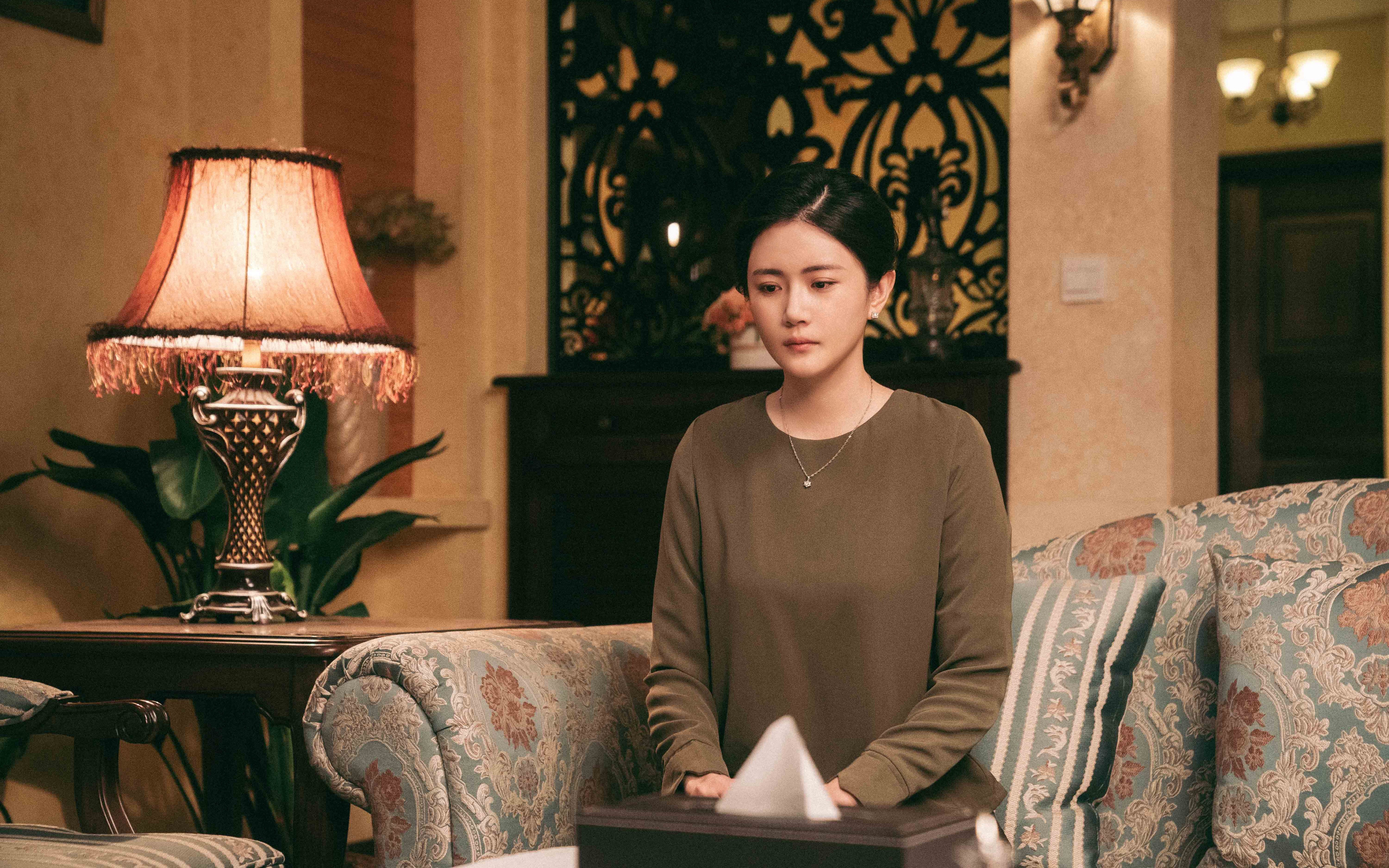 《梦中的那片海》赵昕:叶芳是那个时代不一样的色彩